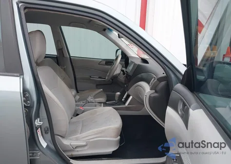 2011 Subaru Forester 2.5X z USA, uszkodzony, nr VIN JF2SHBBC8BH724058